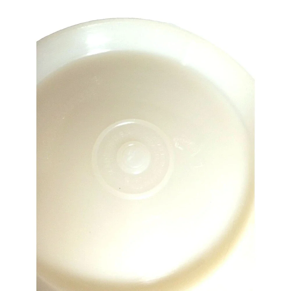 VTG 1977 TUPPERWARE Mix N Store 8 Cup 2 Qt Measuring Bowl Pitcher No Lid 500-7